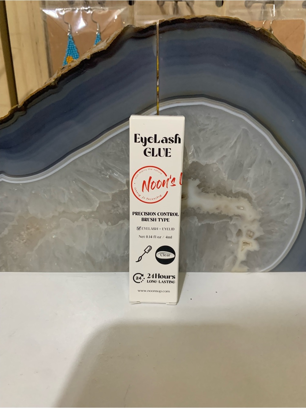 Noon's Eyelash Glue - Precision Control